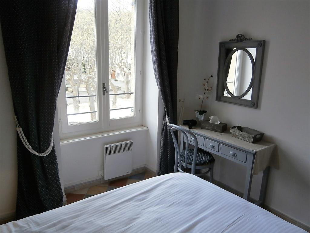 Maison De La Place Saint-Chinian Dış mekan fotoğraf
